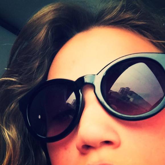 Meet your Posher, Ciana - Picture 1 of 1